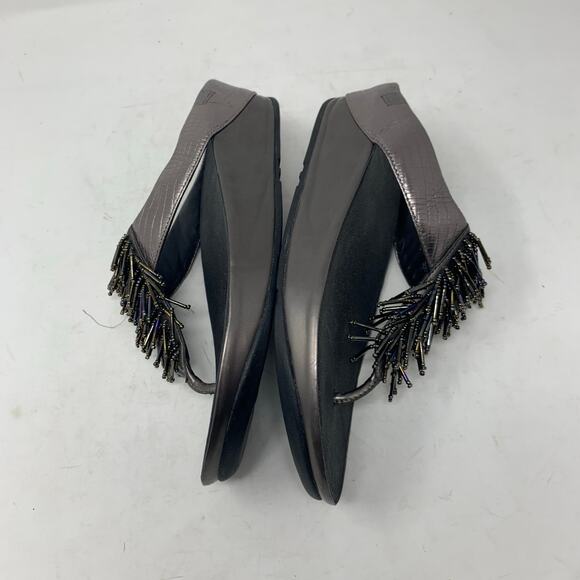 Fitflop Rumba Size 7 Pewter Silver Metallic Leather Beaded Fringe Sandal Wedge - Picture 6 of 8